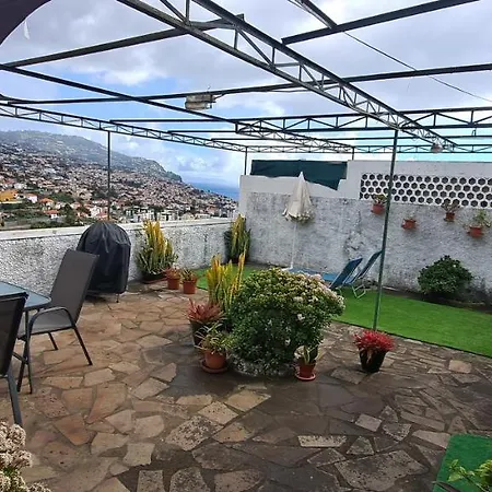 Chale - View Country house Funchal (Madeira)