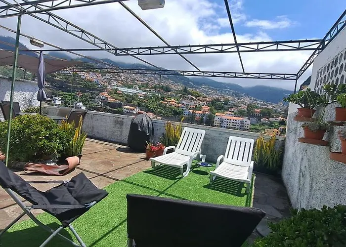 Chale - View