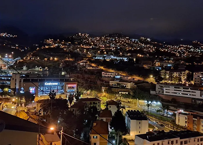 Venkovský dům - View *